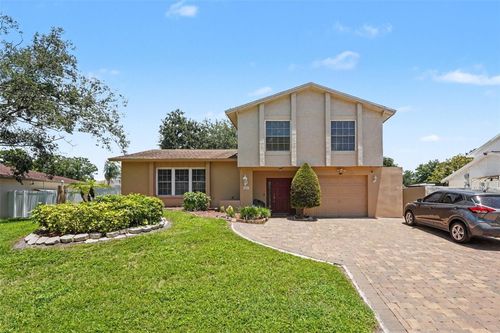 8206 Vassar Cir, Tampa, FL, 33634 | Card Image