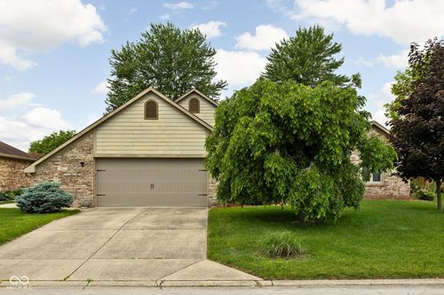 842 Cheltenham Way, Avon, IN, 46123-8259 | Card Image