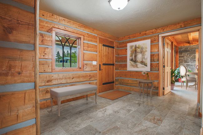 breakfast nook off kitchen | Image 23