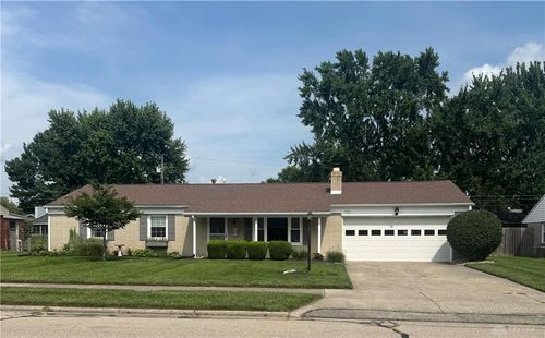 1123 Crestview Dr, Troy, OH, 45373-1707 | Card Image