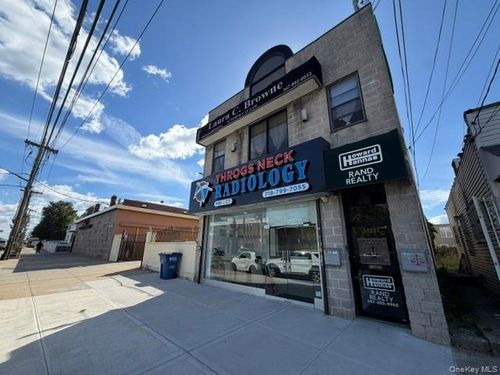 3928 E Tremont Ave, Bronx, NY, 10465-2902 | Card Image