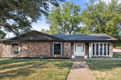 767 Nw Ann Lois Ln, Burleson, TX, 76028-3712 | Card Image