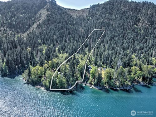 2070 W Cushman Ridge Dr, Hoodsport, WA, 98548 | Card Image