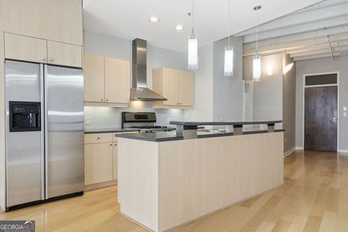219-805 Peachtree St Ne, Atlanta, GA, 30308-6012 | Card Image