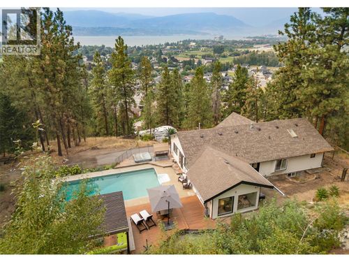 965 Bartholomew Crt, Kelowna, BC, V1W4N2 | Card Image