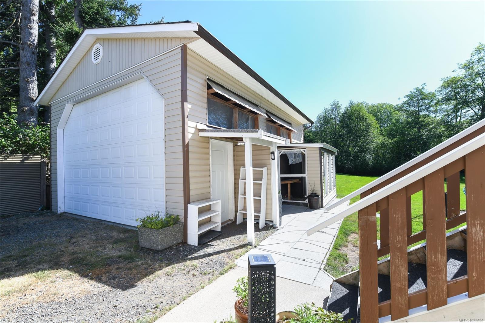 Residential in Comox 3
