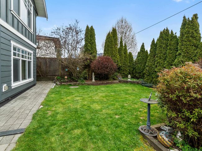 1388 Oakwood Crescent, House other with 5 bedrooms, 3 bathrooms and 4 parking in North Vancouver BC | Image 16