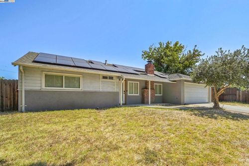 2203 Sherman Dr, Pleasant Hill, CA, 94523-3430 | Card Image