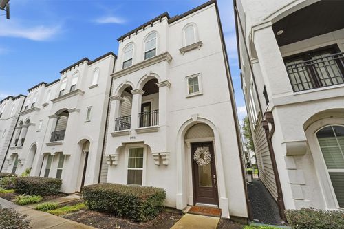 2714 Freund Street, Houston, TX, 77003 | Card Image