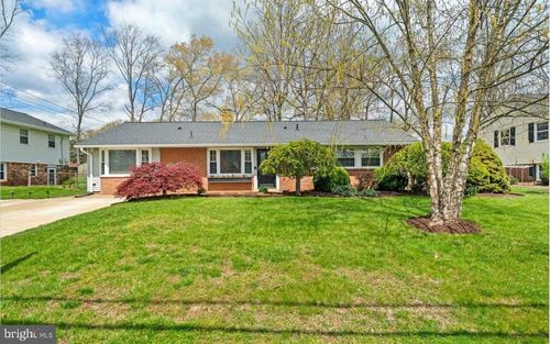 15008 Carlbern Dr, CENTREVILLE, VA, 20120-1429 | Card Image