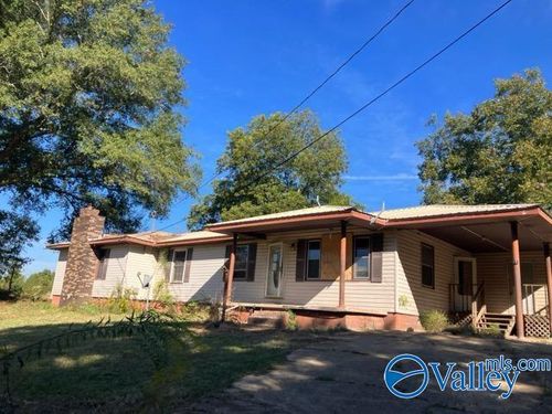 405 Henderson Rd, Odenville, AL, 35120-6027 | Card Image