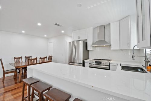 apt-4-1190 W Calle Del Sol, Azusa, CA, 91702-1640 | Card Image