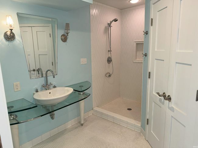 1550 E Pointe Club Dr, House other with 4 bedrooms, 6 bathrooms and null parking in Bloomington IN | Image 24