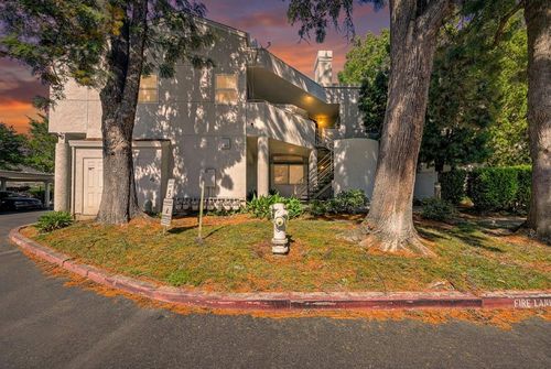 36-2541 Fulton Square Ln, Sacramento, CA, 95821-2379 | Card Image