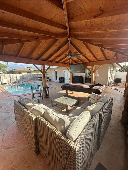 161 21st St, Pompano Beach, FL, 33060-4934 | Card Image