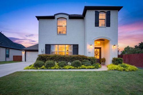101 Parkview Dr, Aledo, TX, 76008-1129 | Card Image