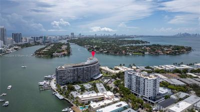 125 - 900 Bay Dr, Condo with 2 bedrooms, 2 bathrooms and null parking in Miami Beach FL | Image 1