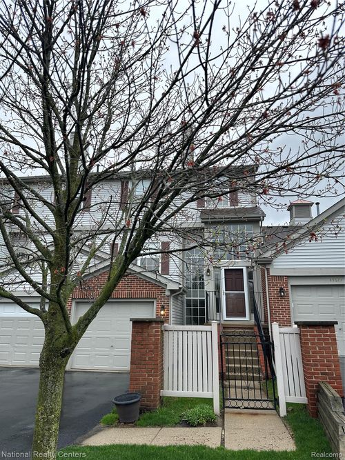 49627 Draper Circle, Plymouth Charter Township, MI, 48170 | Card Image