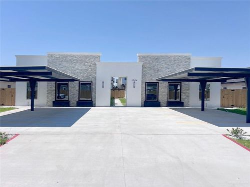 apt-4-2004 E 1st St, Mission, TX, 78572-0247 | Card Image