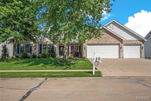 2008 Blossom Bay Ct, Saint Peters, MO, 63376-1799 | Card Image