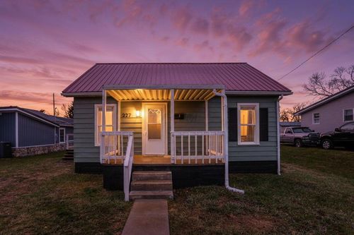 227 E Lincoln St, New Lexington, OH, 43764-1062 | Card Image