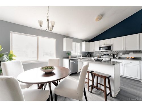14824 E 52nd Ave, Denver, CO, 80239-6047 | Card Image