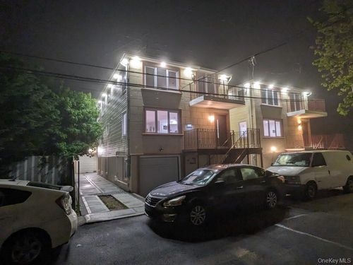 102-31 164th Ave, Howard Beach, NY, 11414-4011 | Card Image