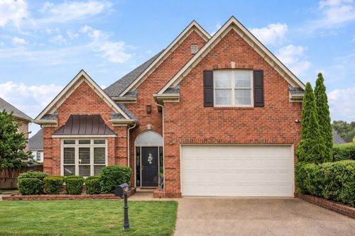 580 Warwick Willow Ln, Collierville, TN, 38017-7339 | Card Image