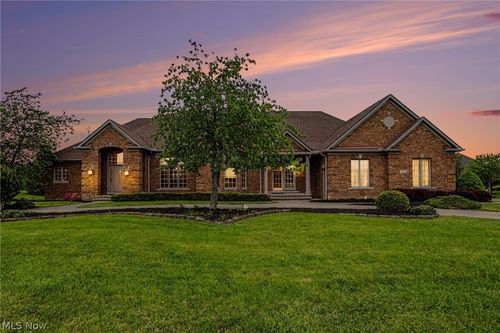 6291 Maypine Farm Blvd, Highland Heights, OH, 44143-4508 | Card Image