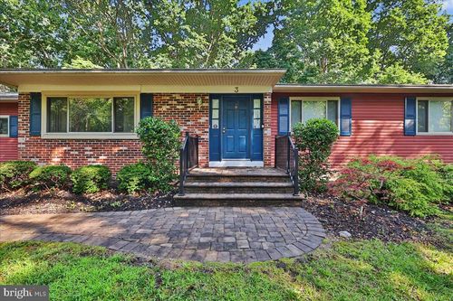 3 Blueberry Rd, Shamong, NJ, 08088-8627 | Card Image