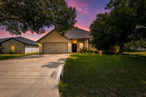 4016 Cherokee Ct, Granbury, TX, 76048-6173 | Card Image