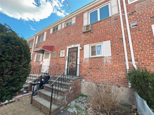 4346 Byrd St, Flushing, NY, 11355-4827 | Card Image