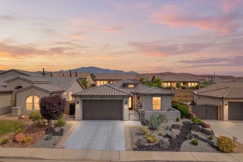 140 W Peridot Dr, Washington, UT, 84780-3079 | Card Image
