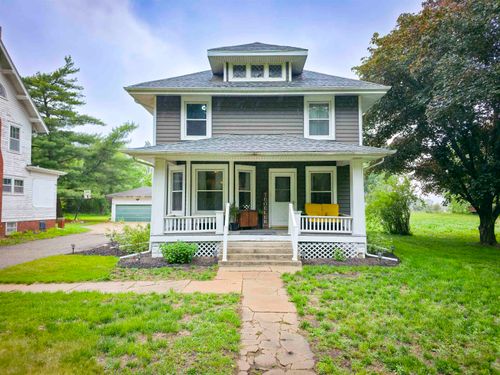 732 4th St, Meadow Grove, NE, 68752-4018 | Card Image