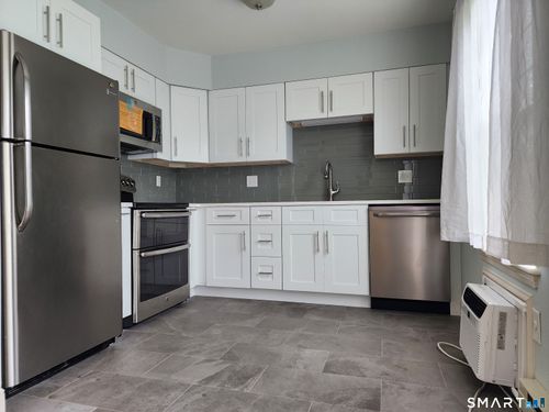 52-52 Glen Ridge Ct, New Milford, CT, 06776-2851 | Card Image