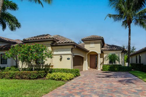 2990 Aviamar Cir, Naples, FL, 34114-9564 | Card Image