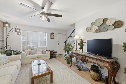 1337 S 11th St, Waco, TX, 76706-2282 | Card Image