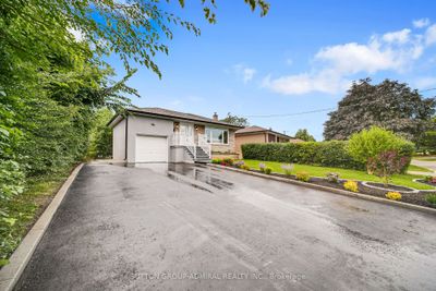 4 Artreeva Dr, House other with 3 bedrooms, 4 bathrooms and 5 parking in North York ON | Image 2