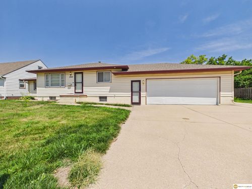 1640 E 1st Street, Fremont, NE, 68025 | Card Image
