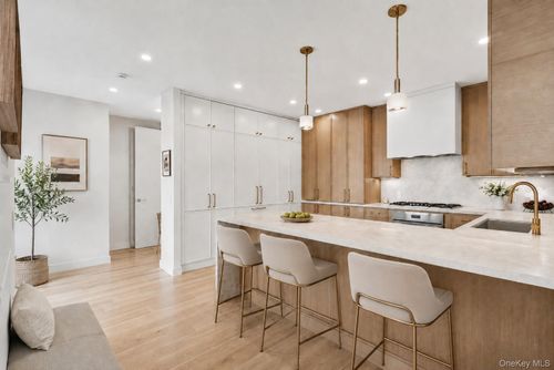 10bc-350 Albany St, New York, NY, 10280-1409 | Card Image