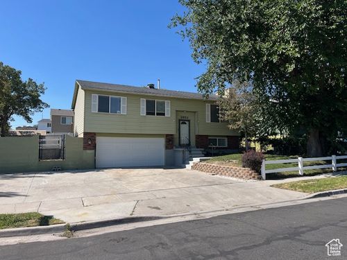 3851 S Squire Ct, Salt Lake City, UT, 84124 | Card Image