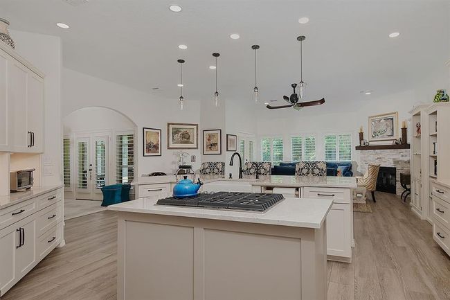 Gas Cooktop - New Fixtures & Lighting! | Image 12
