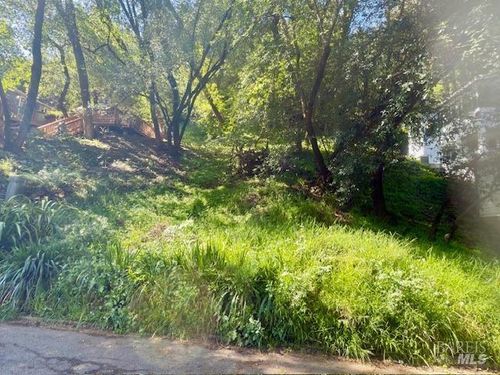 67 Tamalpais Rd, Fairfax, CA, 94930-1544 | Card Image