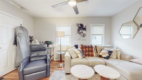 15741 9th Ave, Whitestone, NY, 11357-1317 | Card Image