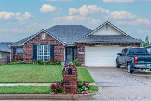 10205 E 114th Place S, Bixby, OK, 74008 | Card Image