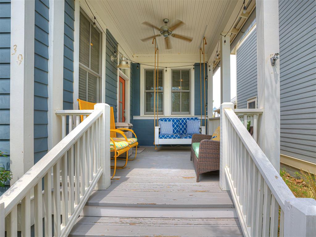 Residential Lease in Carlton Landing 5