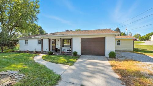 495 Lockhart St, Waterloo, IN, 46793-9570 | Card Image