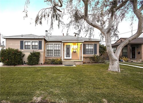 4015 Centralia St, Lakewood, CA, 90712-3849 | Card Image