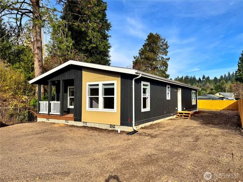 3064 Pennsylvania St, Longview, WA, 98632-4326 | Card Image