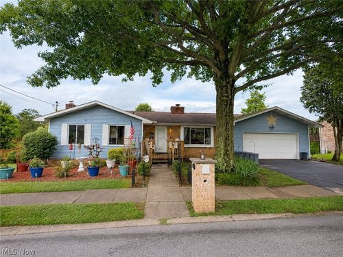 329 Wakefield, Washington, WV, 26181 | Card Image